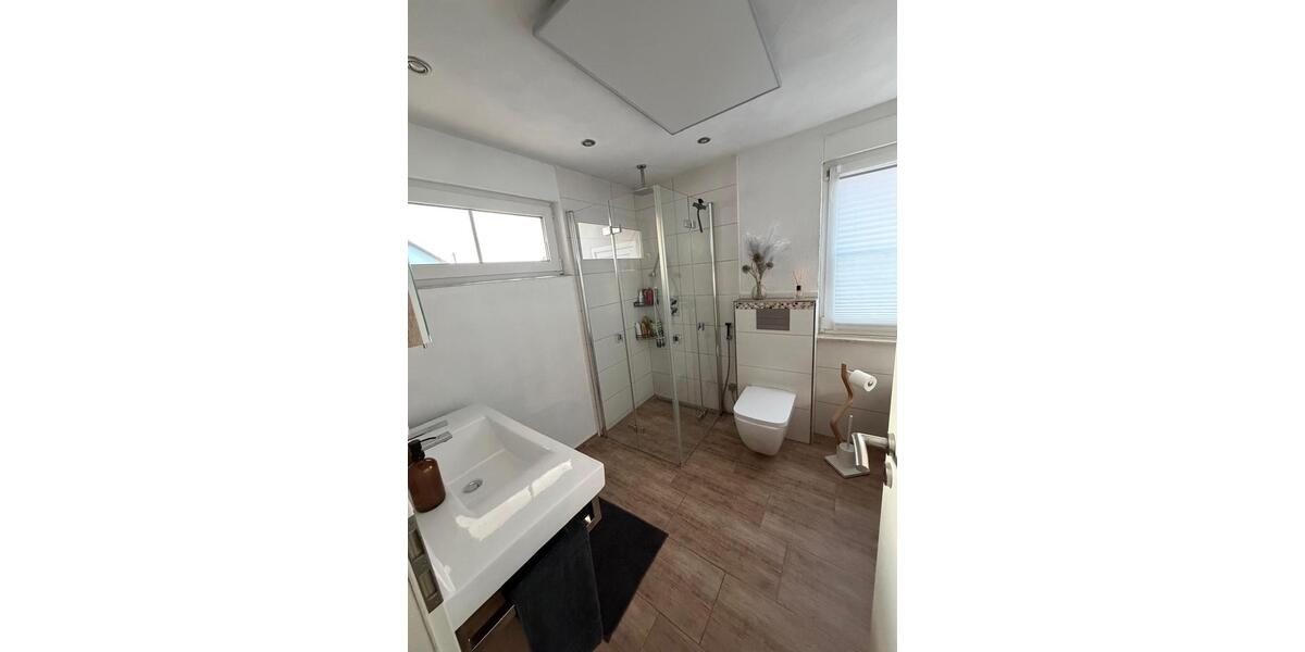 Einfamilienhaus Oerlenbach - 3 Zimmer, 105 m&sup2;, 920&euro; | Angebot:26205853