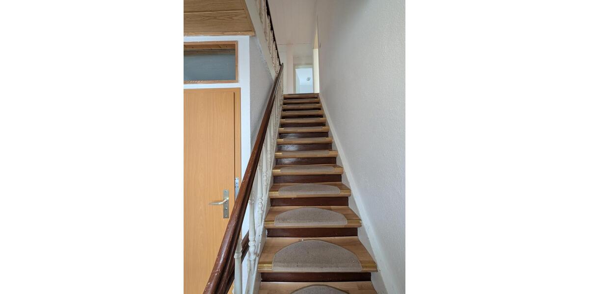 Dachgeschoßwohnung Aschersleben - 3 Zimmer, 70 m&sup2;, 400&euro; | Angebot:24815707