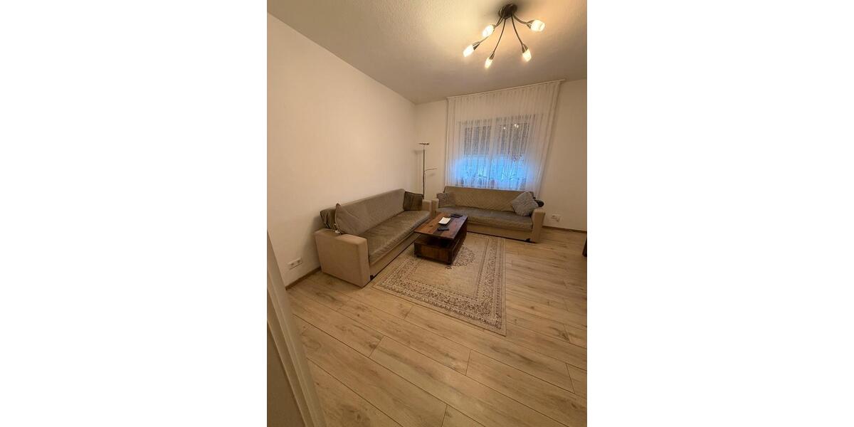 Etagenwohnung Ludwigshafen am Rhein - 3 Zimmer, 95 m&sup2;, 1.300&euro; | Angebot:26562644