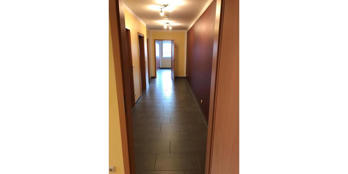 Etagenwohnung Rittersdorf - 5 Zimmer, 126 m&sup2;, 900&euro; | Angebot:26580670