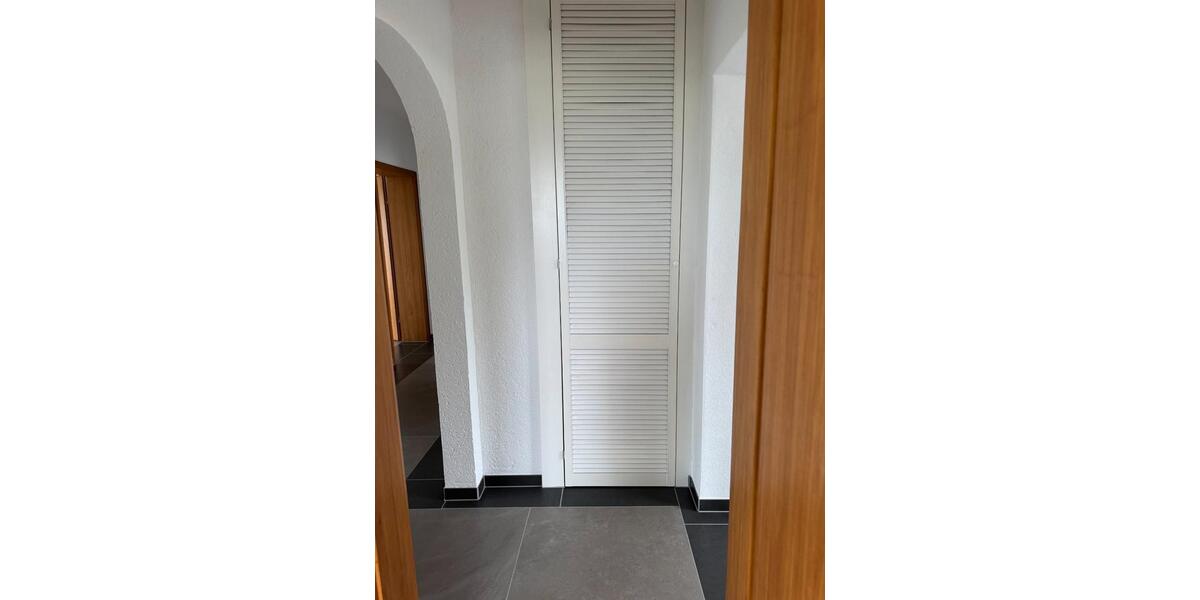 Etagenwohnung Simbach - 4 Zimmer, 100 m&sup2;, 850&euro; | Angebot:26021054