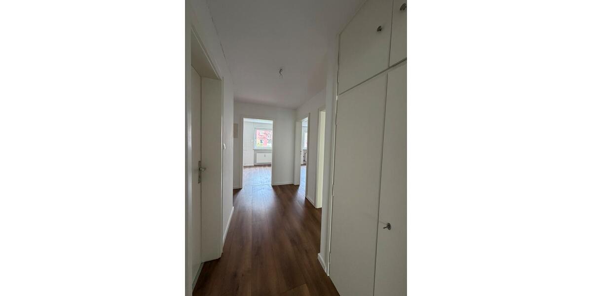 Erdgeschoßwohnung München Bogenhausen - 3 Zimmer, 72 m&sup2;, 1.870&euro; | Angebot:26699670