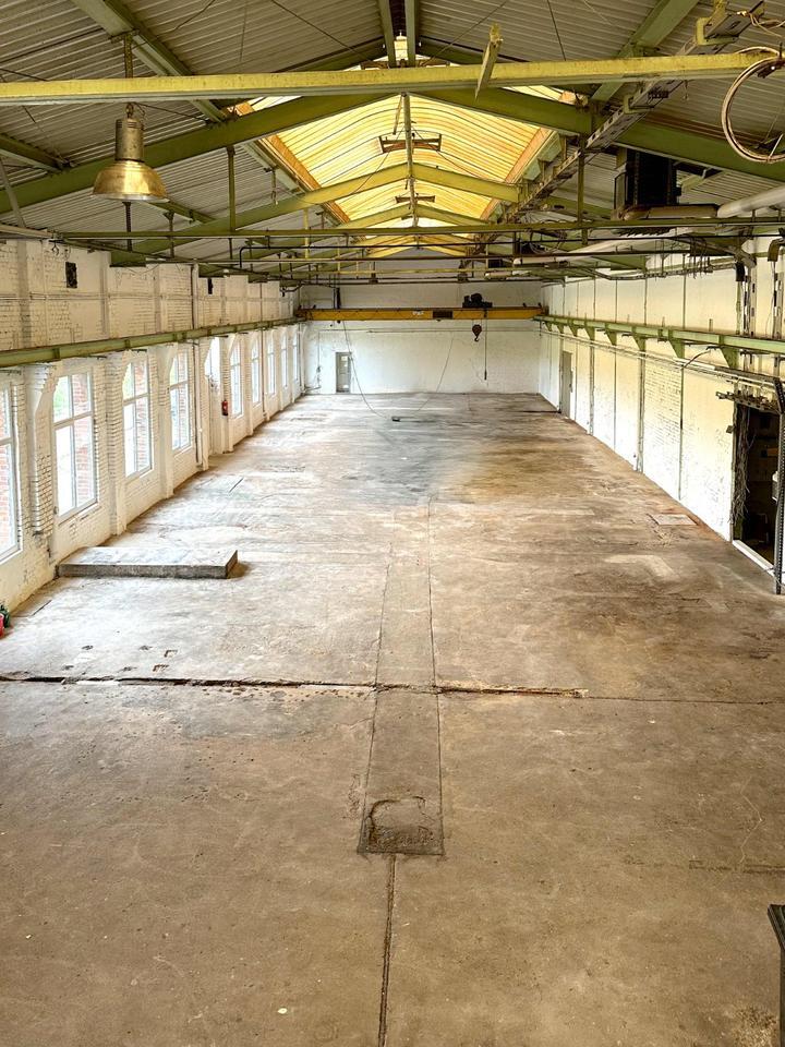Helle Lagerhalle 540 m² zu vermieten - Solingen (Kohlfurth)