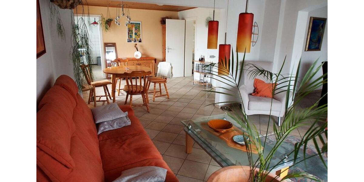 Doppelhaushälfte Schuld - 6 Zimmer, 126 m&sup2;, 1.150&euro; | Angebot:26016005