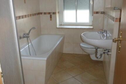 Wohnung Zeitz - 4 Zimmer, 76 m&sup2;, 530&euro; | Angebot:24325850