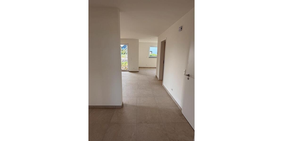 Erdgeschoßwohnung Zülpich - 3 Zimmer, 80 m&sup2;, 1.035&euro; | Angebot:26374089
