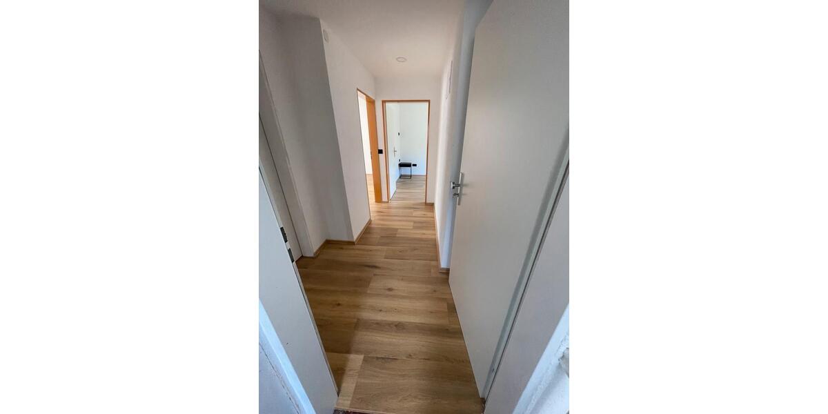 Etagenwohnung Plettenberg - 4 Zimmer, 115 m&sup2;, 680&euro; | Angebot:26564942