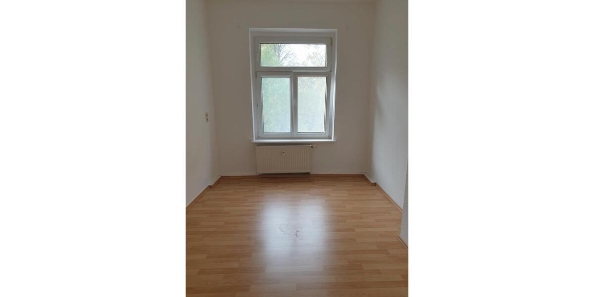 Etagenwohnung Wilsdruff - 3 Zimmer, 80 m&sup2;, 550&euro; | Angebot:26581224