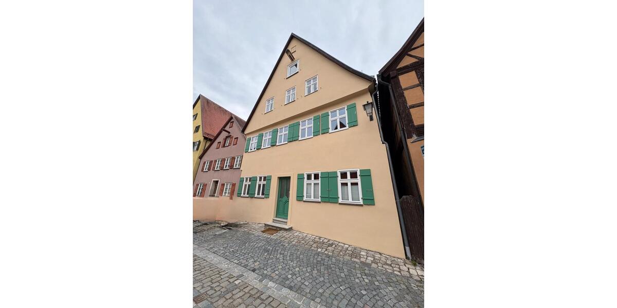 Etagenwohnung Dinkelsbühl - 4 Zimmer, 93 m&sup2;, 1.120&euro; | Angebot:26677246