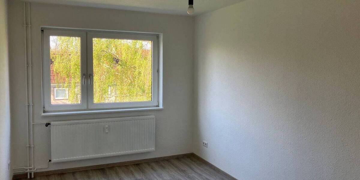 Etagenwohnung Salzgitter Lebenstedt - 4 Zimmer, 74 m&sup2;, 446&euro; | Angebot:26259206