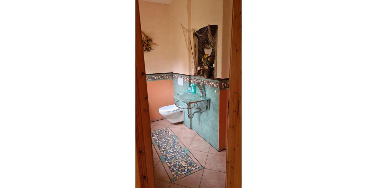 Einfamilienhaus Walldürn - 7 Zimmer, 230 m&sup2;, 2.290&euro; | Angebot:26348519
