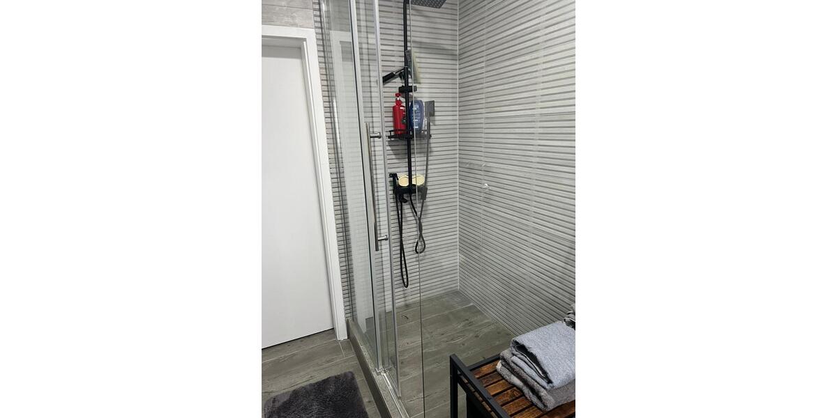 Etagenwohnung Gröbenzell - 2 Zimmer, 64 m&sup2;, 1.550&euro; | Angebot:26621780
