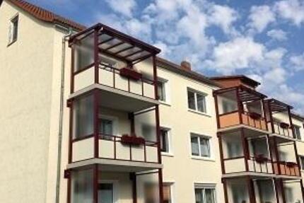 Wohnung Pößneck - 3 Zimmer, 64 m&sup2;, 400&euro; | Angebot:26478028