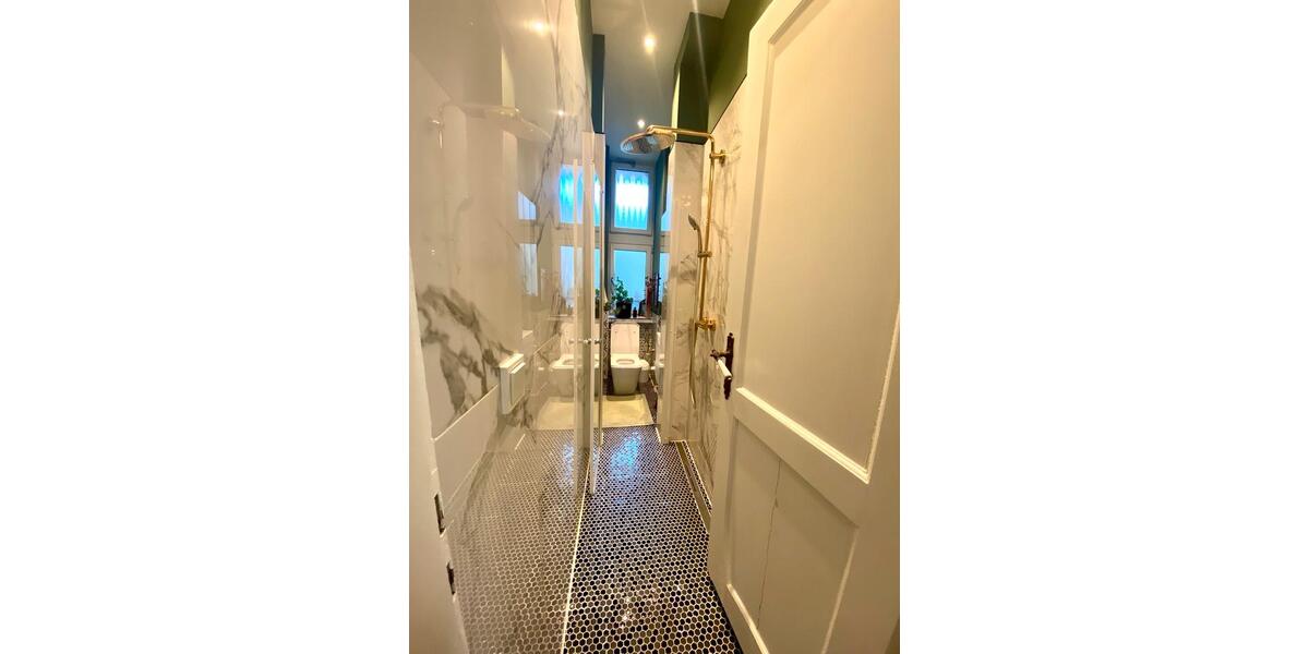 Hochparterre Wiesbaden Klarenthal - 4 Zimmer, 132 m&sup2;, 1.980&euro; | Angebot:25045916