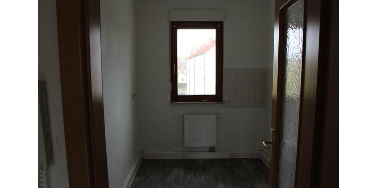Dachgeschoßwohnung Eisenach - 3 Zimmer, 60 m&sup2;, 429&euro; | Angebot:26182982