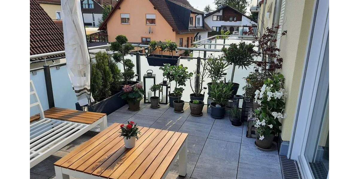 Etagenwohnung Ingolstadt Bahnhofsviertel - 3 Zimmer, 82 m&sup2;, 1.125&euro; | Angebot:24581018