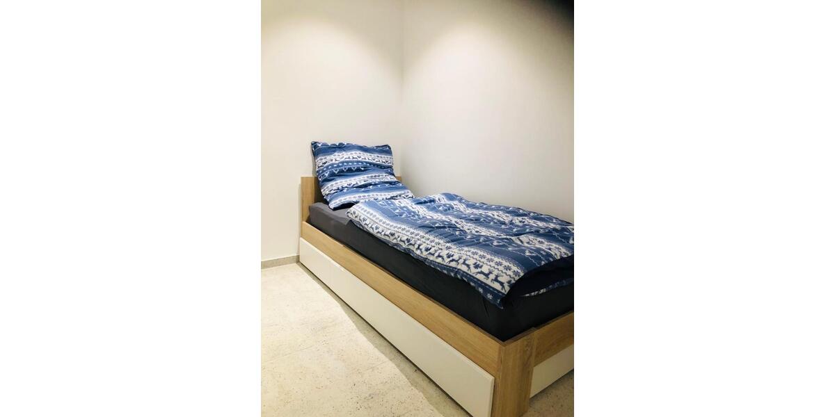 Wohnen auf Zeit Rüsselsheim am Main - 20 Zimmer, 320 m&sup2;, 16&euro; | Angebot:21288248