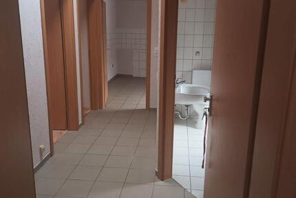 Wohnung Weinheim - 2 Zimmer, 67 m&sup2;, 770&euro; | Angebot:26611052