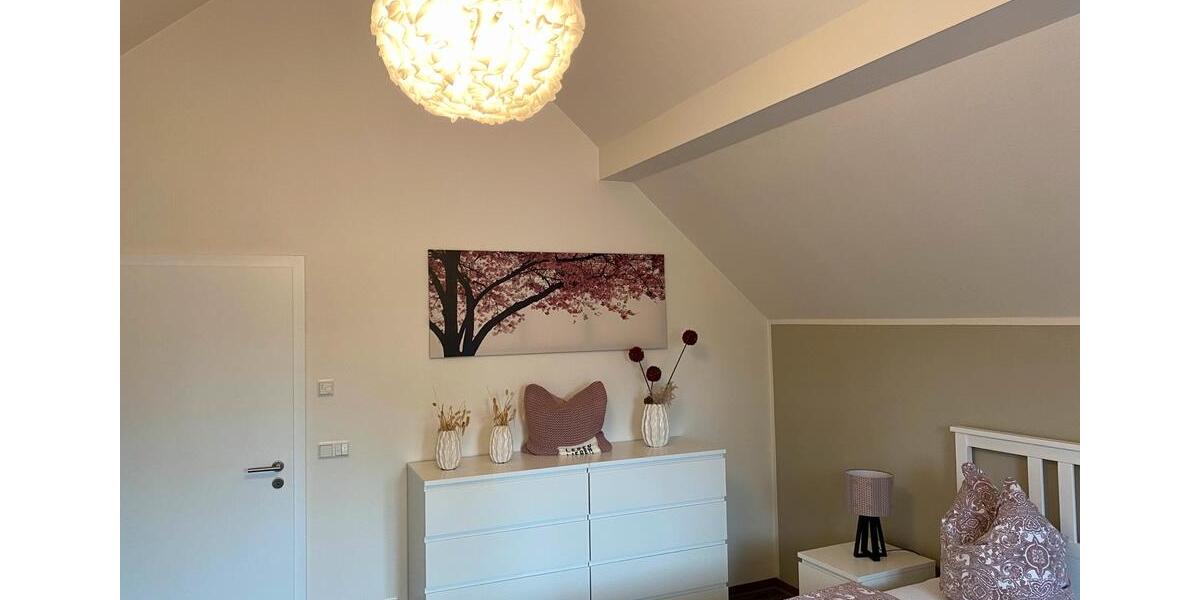 Dachgeschoßwohnung Senftenberg - 2 Zimmer, 79 m&sup2;, 850&euro; | Angebot:20643667