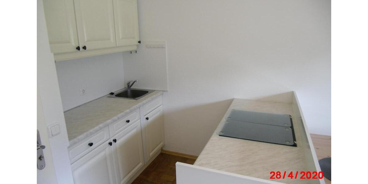 Möbliertes, ruhiges Apartment mit Balkon und traumhaftem Panorama 1 zimmer