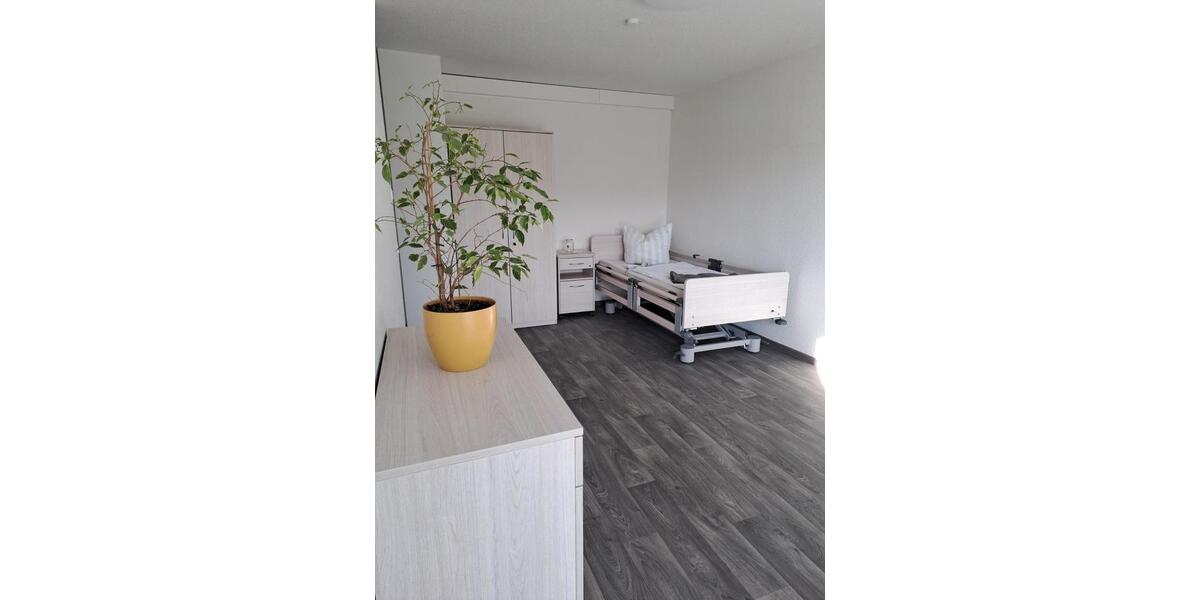 Erdgeschoßwohnung Cottbus Spremberger Vorstadt - 1 Zimmer, 30 m&sup2;, 768&euro; | Angebot:20537091