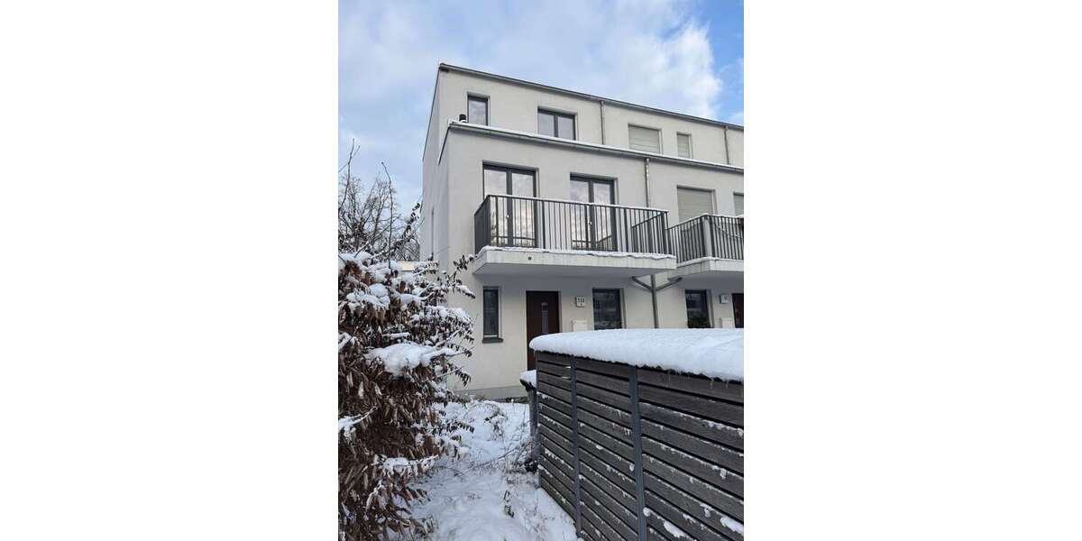 Haus zum Mieten in Berlin 2.244,83 € 135.9 m² 4.5 zimmer