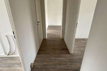 Wohnung Grimma - 3 Zimmer, 61 m&sup2;, 336&euro; | Angebot:26019054