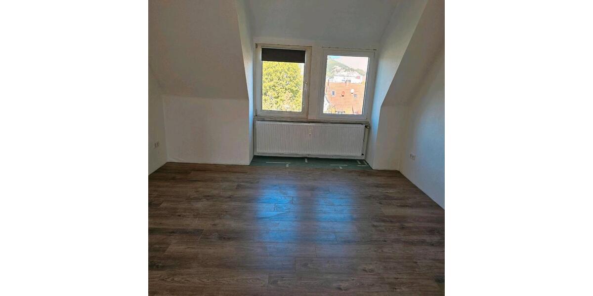 Dachgeschoßwohnung Heringen (Werra) - 4 Zimmer, 84 m&sup2;, 750&euro; | Angebot:26406726
