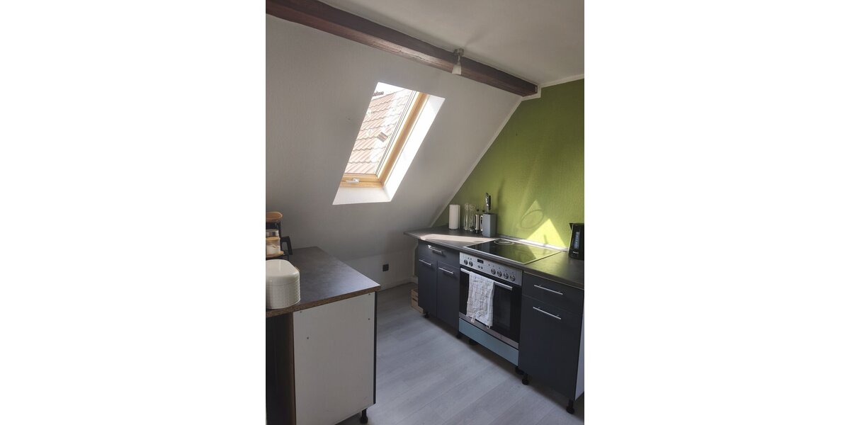 Heringen-Widdershausen, 2 ZKB im DG + Balkon - Dachgeschoßwohnung Heringen (Werra) Widdershausen | Angebot:26179802