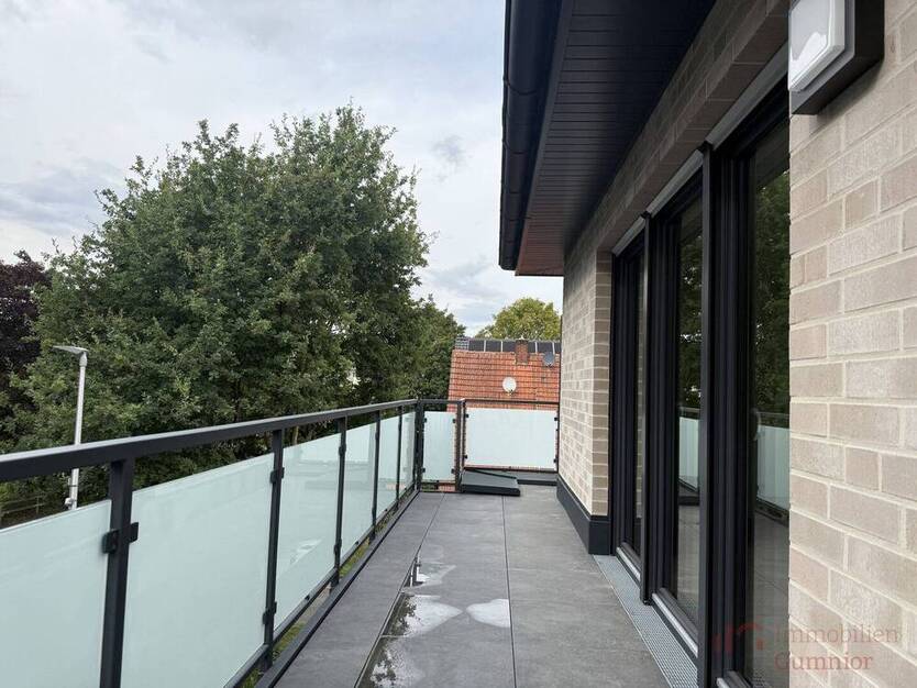 IMMOBILIEN GUMNIOR präsentiert: Exklusives Wohnen im Emsbürener Bogen mit Weitblick! 2 zimmer