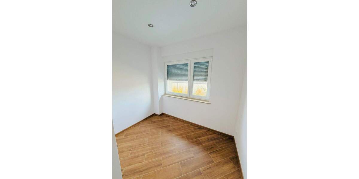 neu sanierte Gewerbefläche in ruhiger Lage von Döbeln 4 zimmer