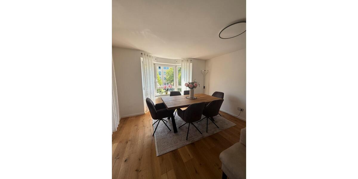 Etagenwohnung Augsburg Bergheim - 3 Zimmer, 89 m&sup2;, 1.650&euro; | Angebot:26688616