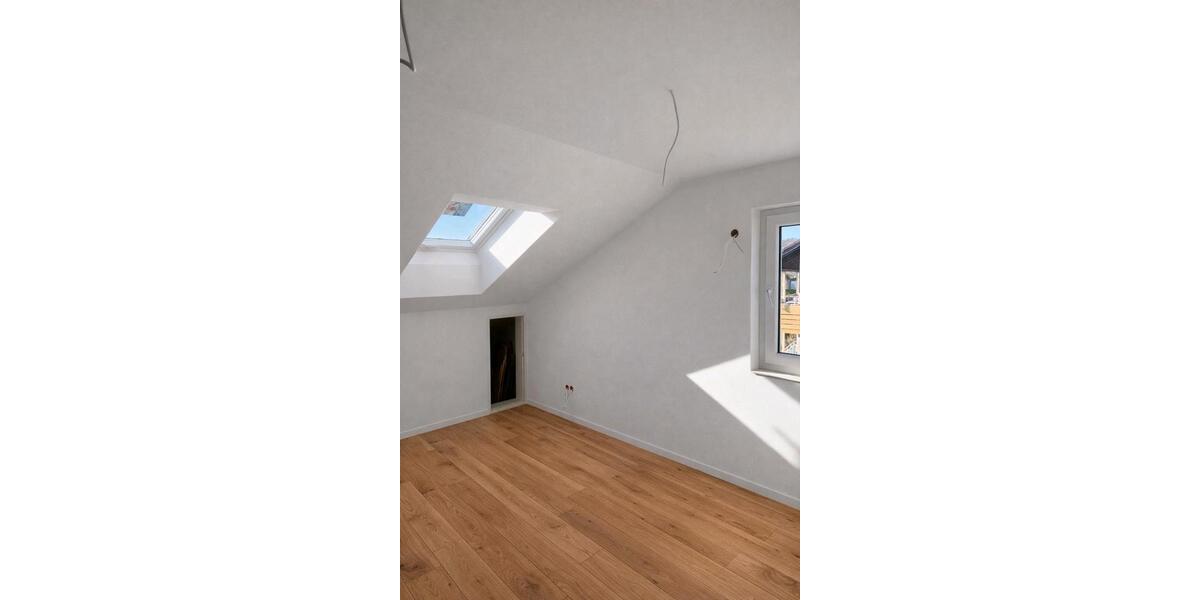 Dachgeschoßwohnung Altensteig - 4.5 Zimmer, 85 m&sup2;, 1.350&euro; | Angebot:26585691