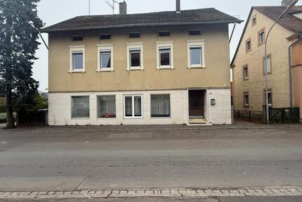 Wohnung Scheinfeld - 7 Zimmer, 173 m&sup2;, 900&euro; | Angebot:24118533