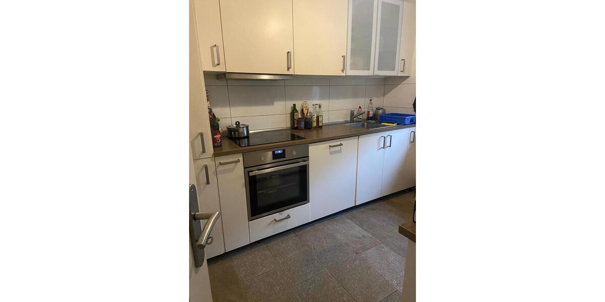 Reihen-Mittelhaus in ruhiger Wohnlage mit Südgarten und Carport 4 zimmer