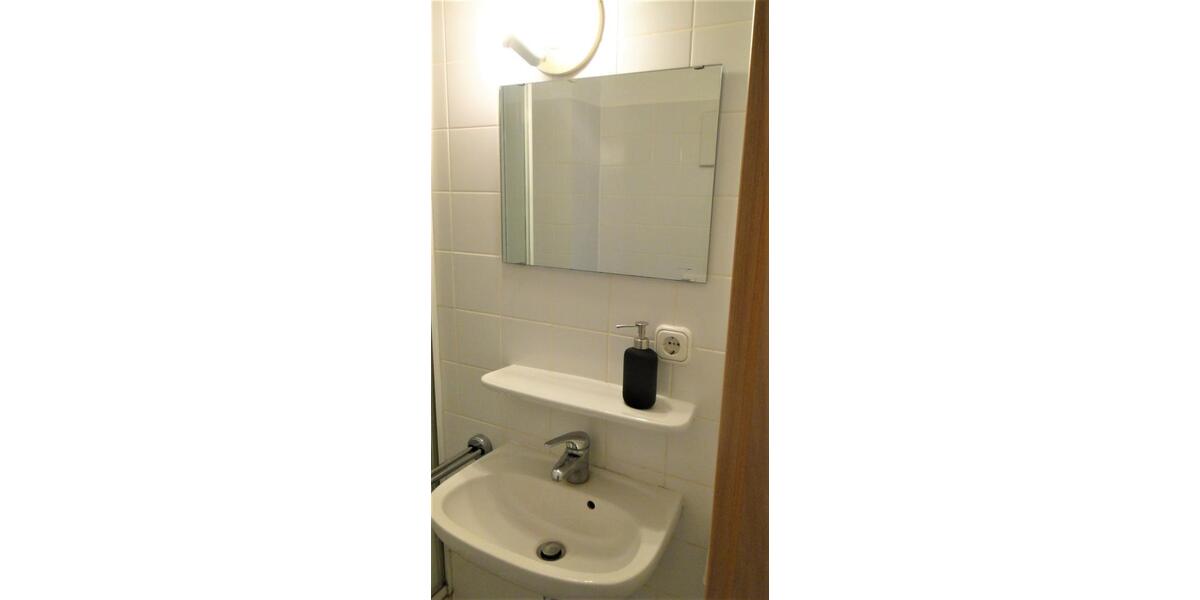 Etagenwohnung Geisenheim - 3 Zimmer, 75 m&sup2;, 820&euro; | Angebot:25870309