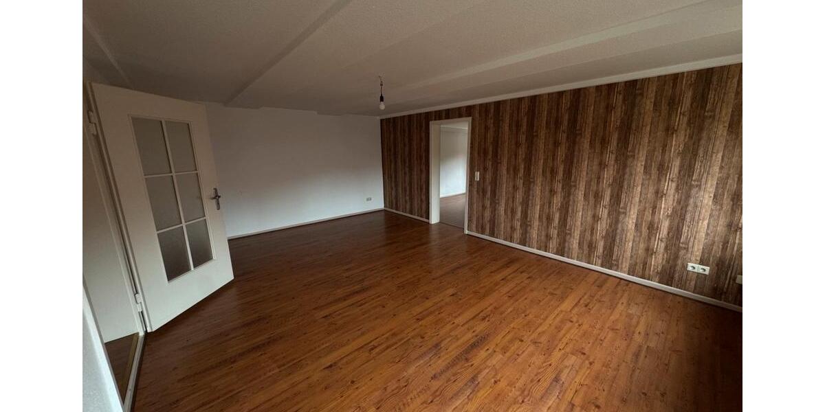Etagenwohnung Bad Gandersheim - 4.5 Zimmer, 120 m&sup2;, 700&euro; | Angebot:26522373