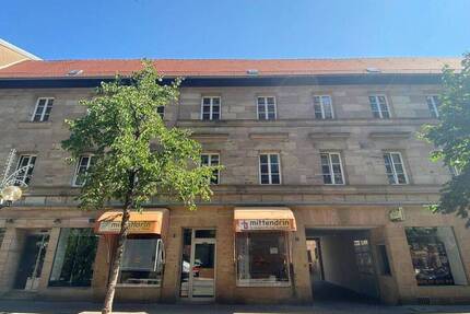 Modern renovierte 2-Zimmer-Wohnung in City-Lage