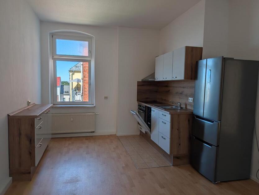 Stilvolle 3-Zimmer-AltbauWohnung mit Einbauküche und modernem Komfort