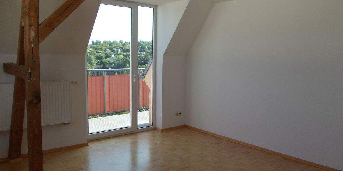 Etagenwohnung Gera Innenstadt - 4 Zimmer, 98 m&sup2;, 780&euro; | Angebot:25107779