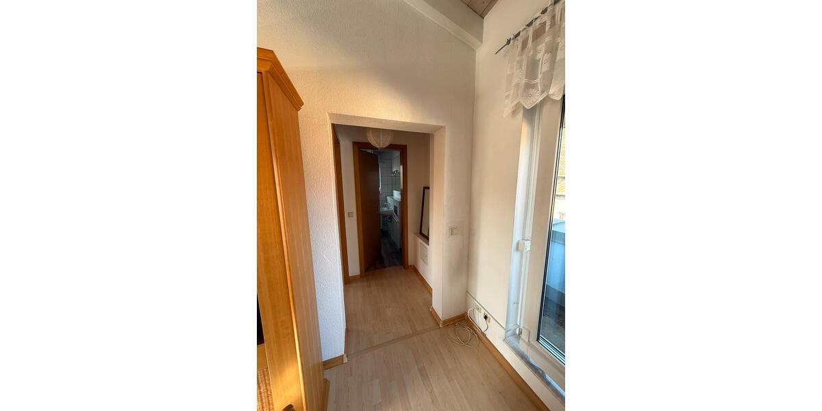 Dachgeschoßwohnung Gotha - 1 Zimmer, 60 m&sup2;, 660&euro; | Angebot:25397063