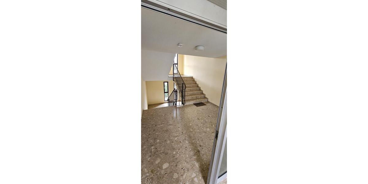 Dachgeschoßwohnung Waldstetten - 2 Zimmer, 37 m&sup2;, 620&euro; | Angebot:26096082