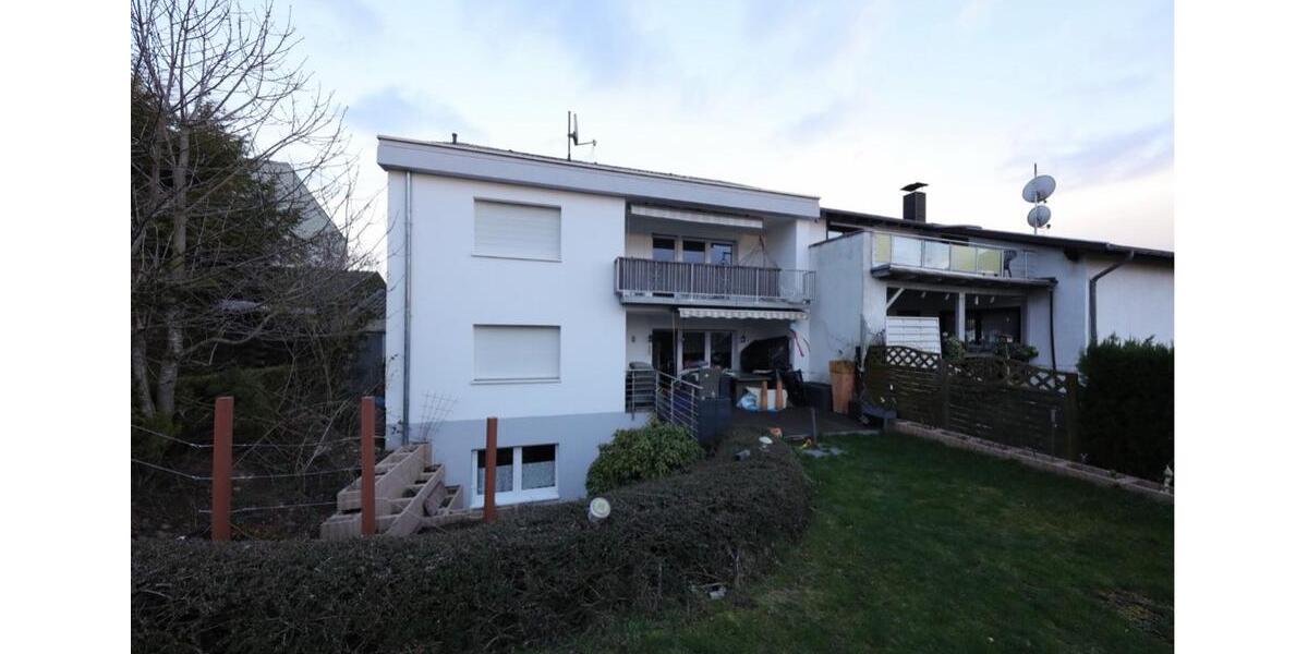 Erdgeschoßwohnung Quierschied - 4 Zimmer, 138 m&sup2;, 1.200&euro; | Angebot:26254551