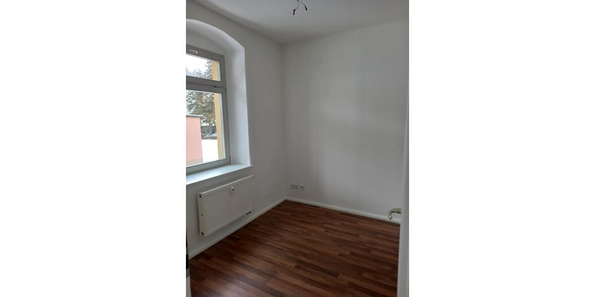 Erdgeschoßwohnung Meißen - 2 Zimmer, 50 m&sup2;, 300&euro; | Angebot:26032895
