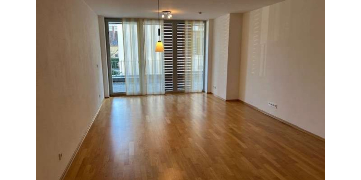 Etagenwohnung Dillingen an der Donau - 2 Zimmer, 88 m&sup2;, 900&euro; | Angebot:24602312