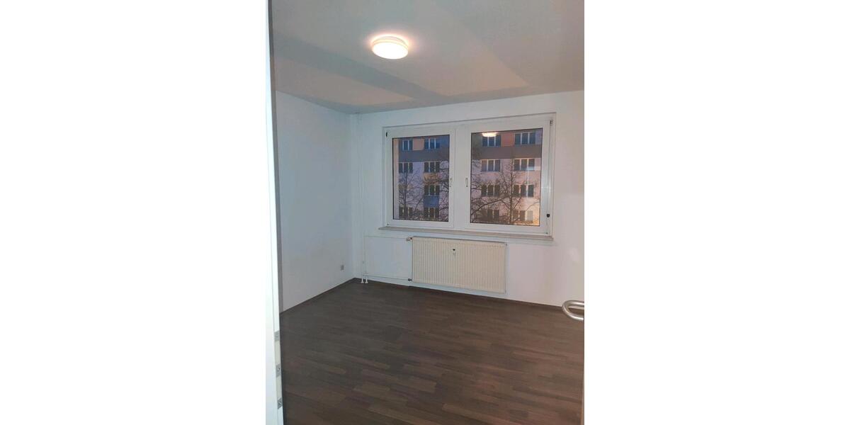 Etagenwohnung Dessau-Roßlau Dessau - 3 Zimmer, 60 m&sup2;, 530&euro; | Angebot:26647826