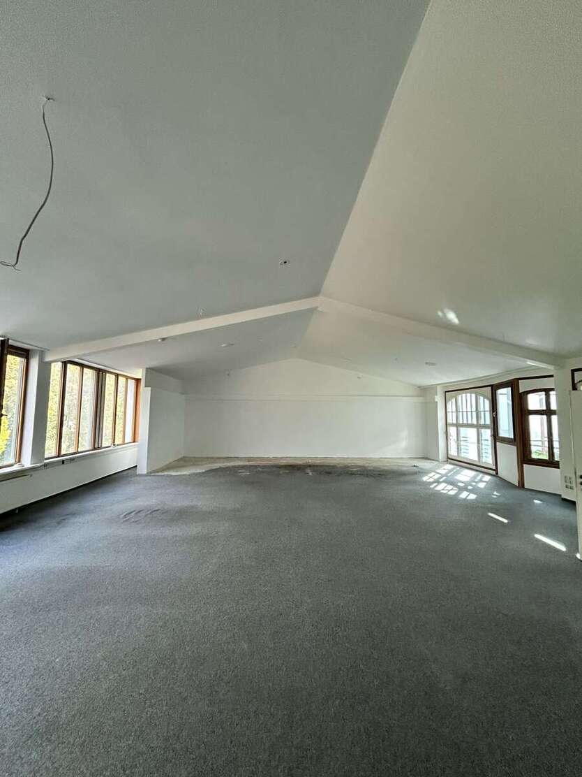Büro in Hamburg 1.250 € 135 m² zimmer