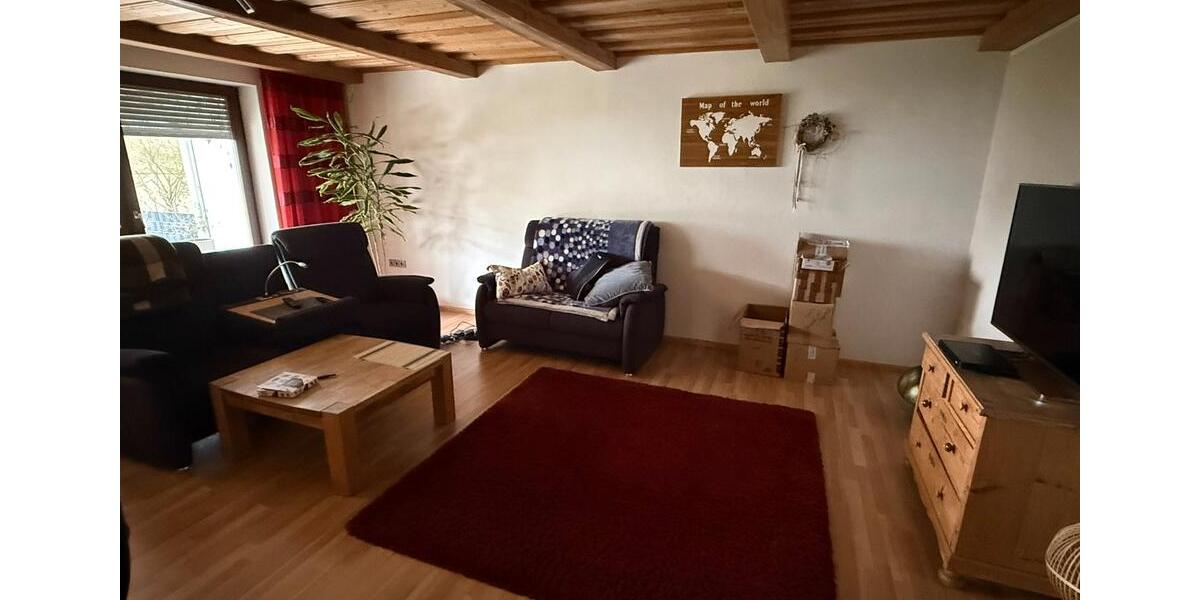 Erdgeschoßwohnung Pilsting - 3 Zimmer, 95 m&sup2;, 740&euro; | Angebot:26033518