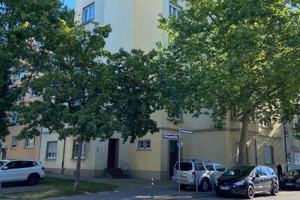Wohnung Pforzheim Weststadt - 3 Zimmer, 98 m&sup2;, 800&euro; | Angebot:25253389