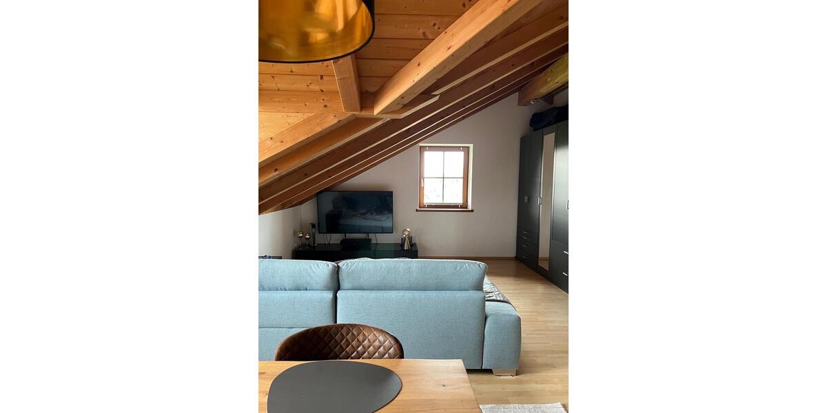 Dachgeschoßwohnung Bruckmühl - 2 Zimmer, 90 m&sup2;, 1.500&euro; | Angebot:25327227